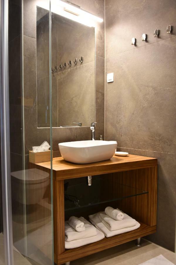 Karlo Main Square Apartments 1 자그레브 외부 사진